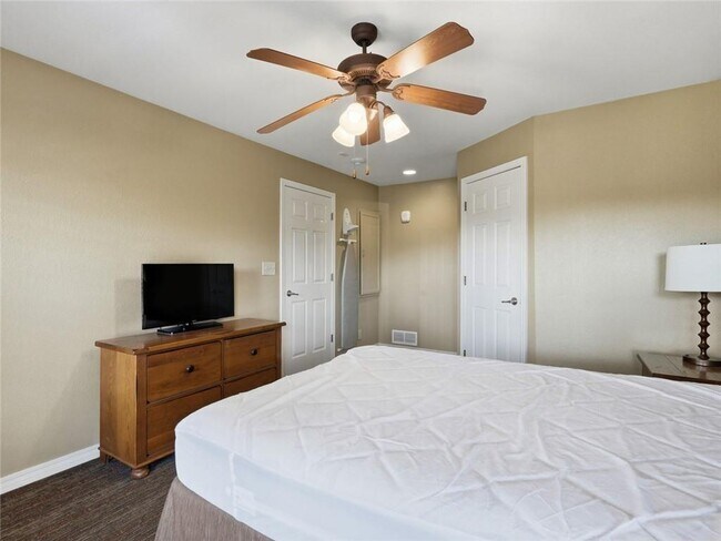 Building Photo - 150 Apple Seed Ct