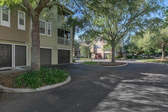 Building Photo - 10075 Gate Pkwy N