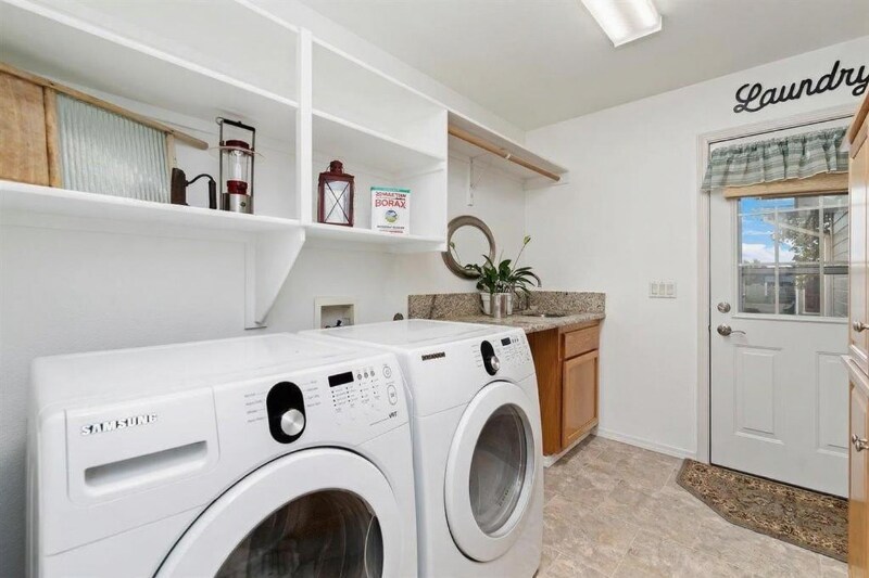 Building Photo - 9380 Ruth Marie Dr