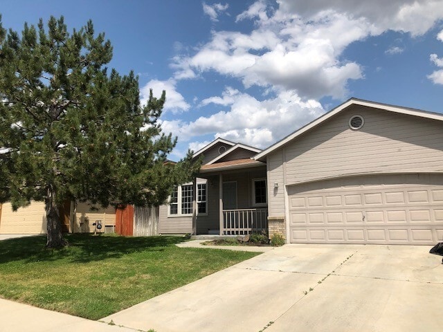 Primary Photo - Coming Soon ~ 3bed/2bath in Southeast Boise!