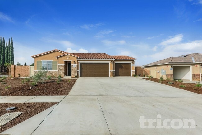 Building Photo - 1734 Lorraine Dr