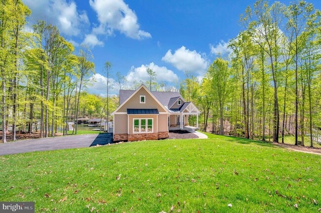 Building Photo - 44 Deep Crk Cir