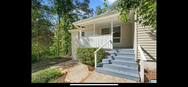 Building Photo - 11482 Lake Dr