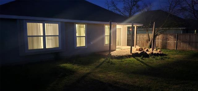 Building Photo - 104 Arrowhead Dr