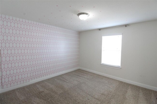 Building Photo - 5800 Viejo Dr