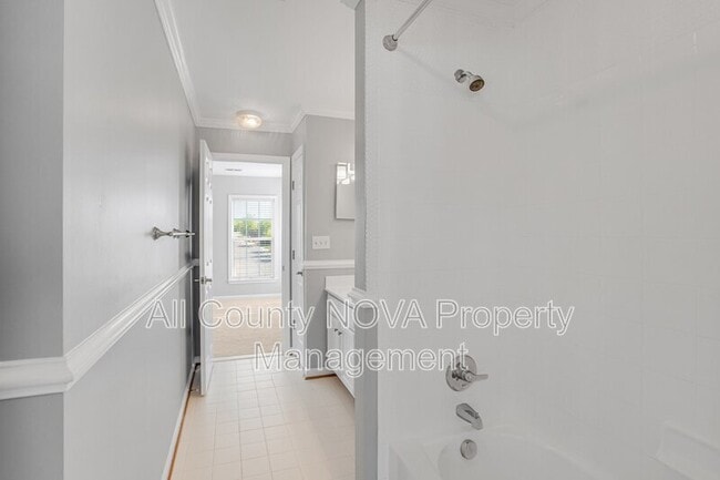 Building Photo - 2729 Celestial Dr