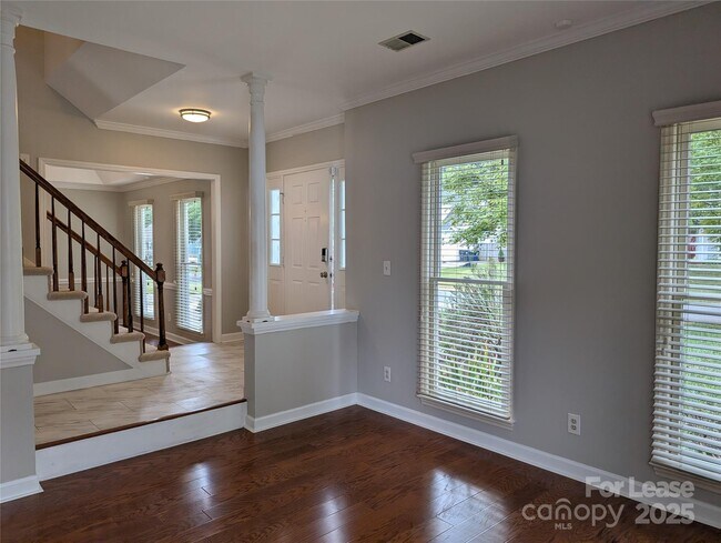 Building Photo - 9125 Old Barnette Pl