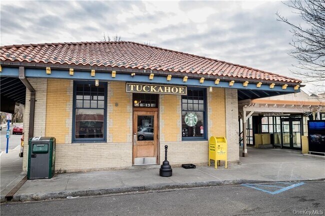 Building Photo - 107 Kensington Rd