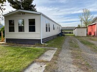 Building Photo - 375 Windsor Cir N