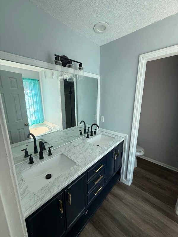 Building Photo - 785 Turner Dr