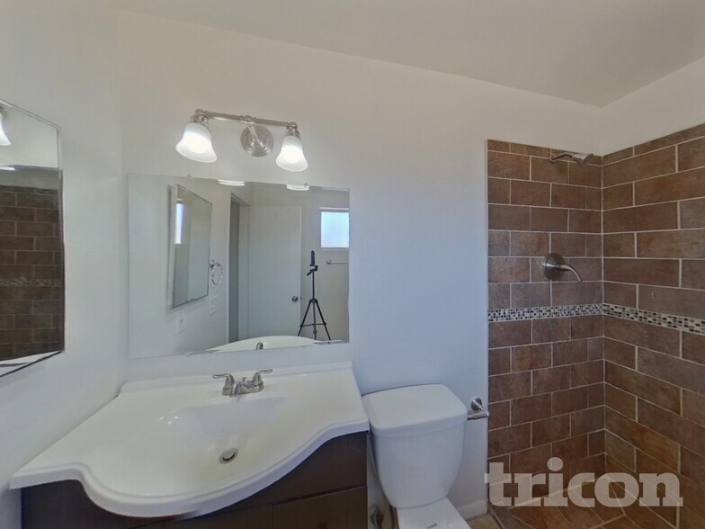 Building Photo - 3749 W Butler Dr