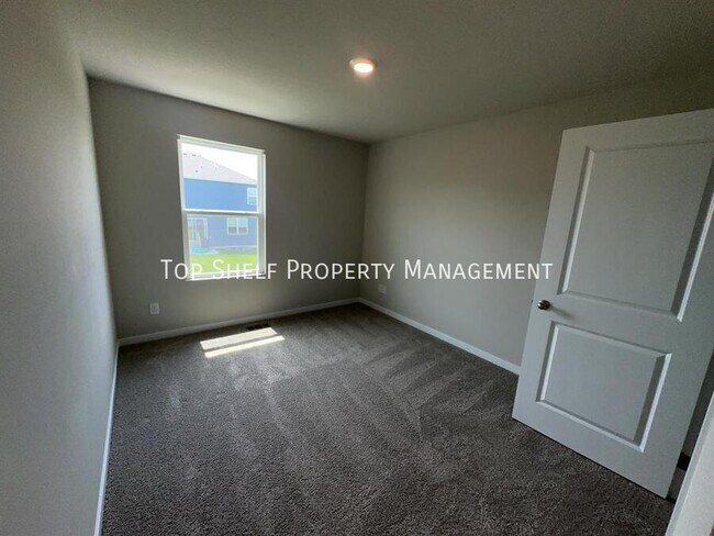 Building Photo - 1110 Northview Dr