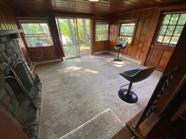 Building Photo - 22 Saumur Ln