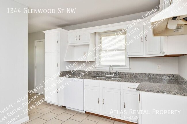 Building Photo - 1344 Glenwood St NW