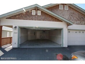 Building Photo - 3 Bedroom Eagle River Duplex!