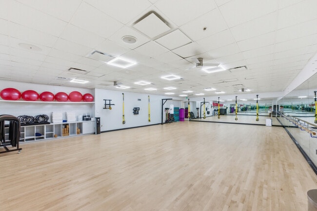 Building Photo - 2495 NW 66th Dr