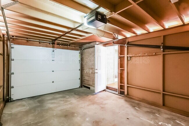 Building Photo - 4414 67th Ave W