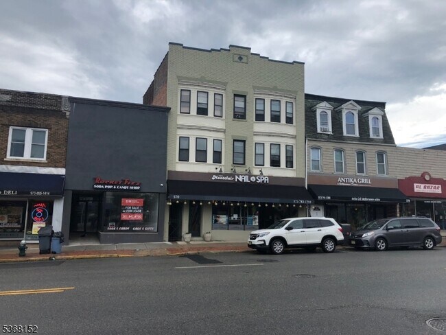 Primary Photo - 570 Bloomfield Ave