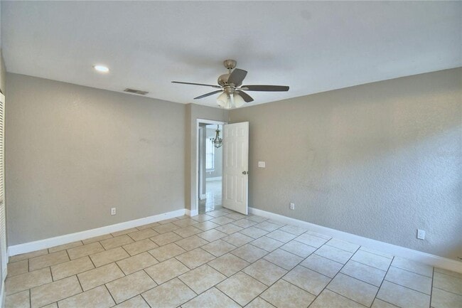 Building Photo - 531 Katherwood Ct