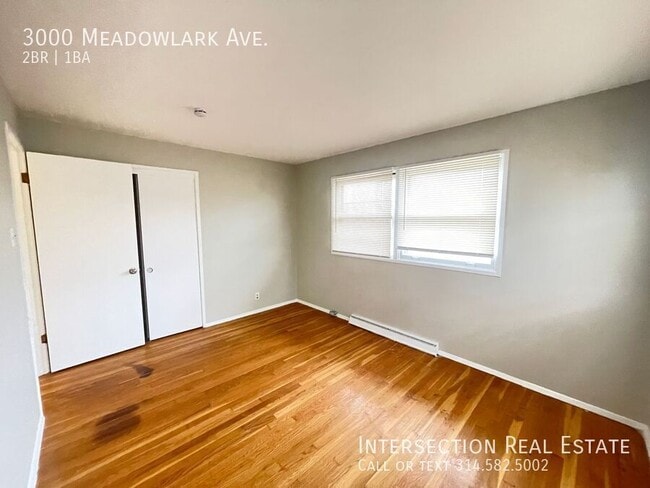 Building Photo - 3000 Meadowlark Ave