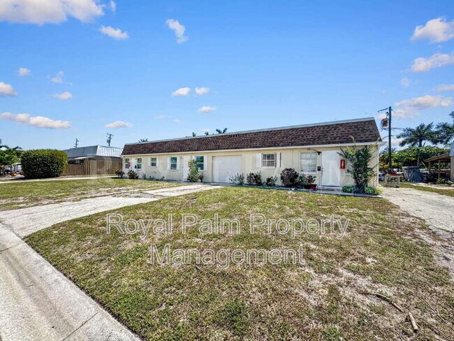 Building Photo - 6617 Warwick Cir