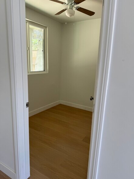 Building Photo - 456 S Bernal Ave