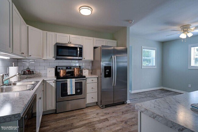 Building Photo - 6209 Wrightsville Ave