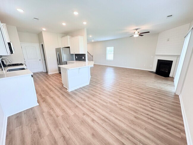 Building Photo - 101 Brown Cir