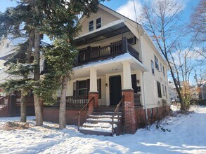 Building Photo - 1736-1738 Coit RD