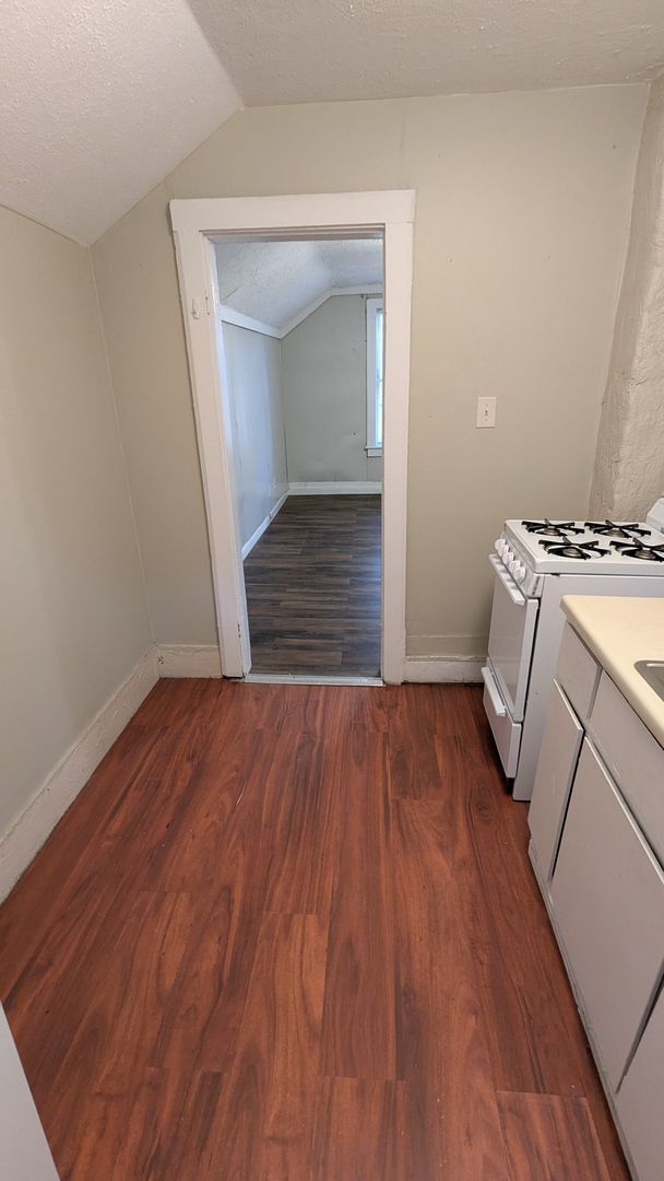 Building Photo - Atlas Investment Group, LLC (250 Cross St)