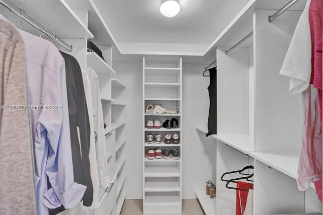 Building Photo - 488 NE 18th St