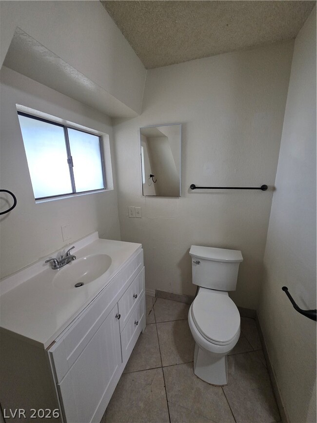 Building Photo - 1427 San Felipe Dr