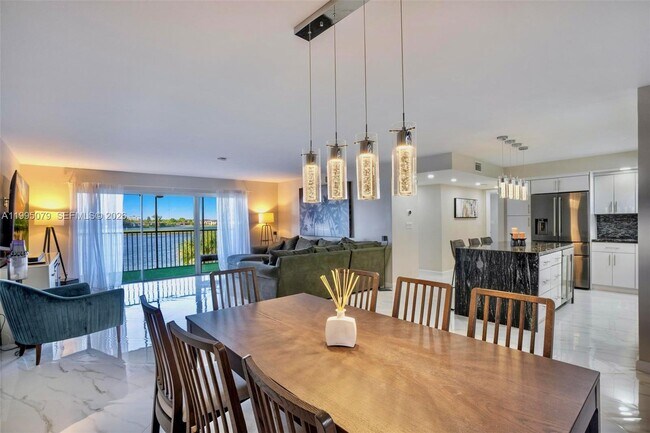 Building Photo - 605 Ives Dairy Rd