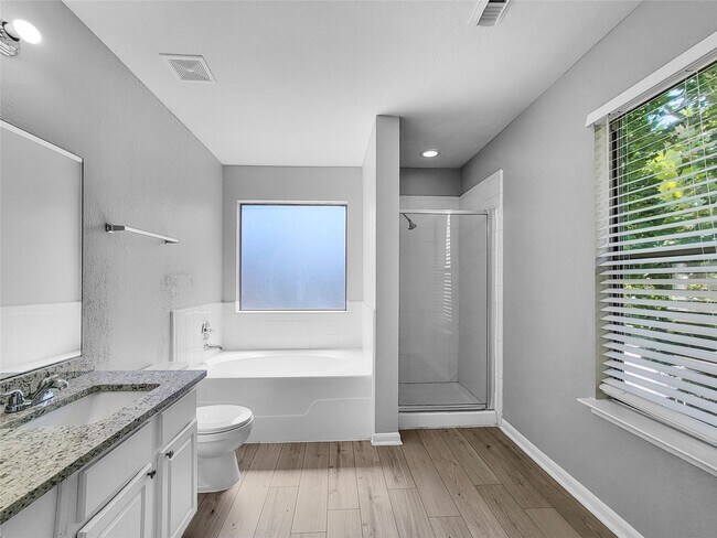 Building Photo - 8134 White Arbor Ct