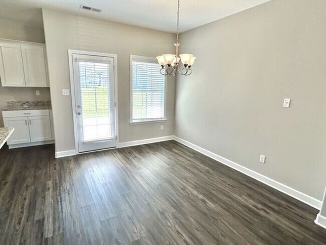 Building Photo - Now Leasing at Winstone Estates in Millington.