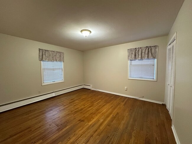 Building Photo - South Hill 3-Bedroom, 2-Bath Rancher with Finished Basement