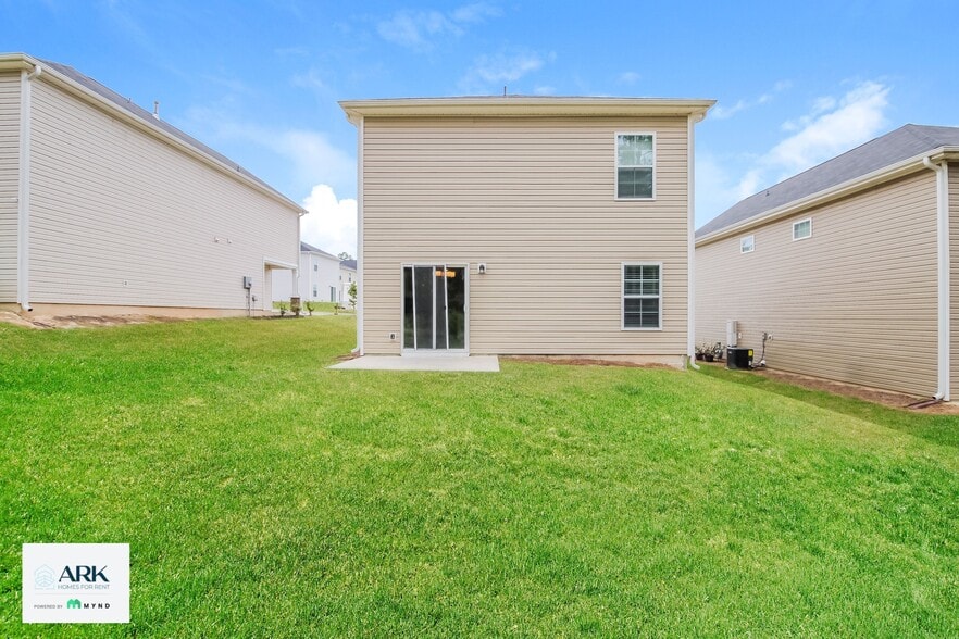 Building Photo - 209 Merry Oak Ln