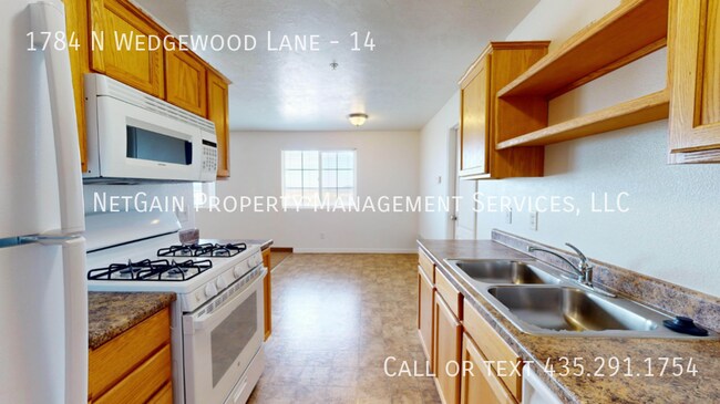 Building Photo - 1784 N Wedgewood Ln