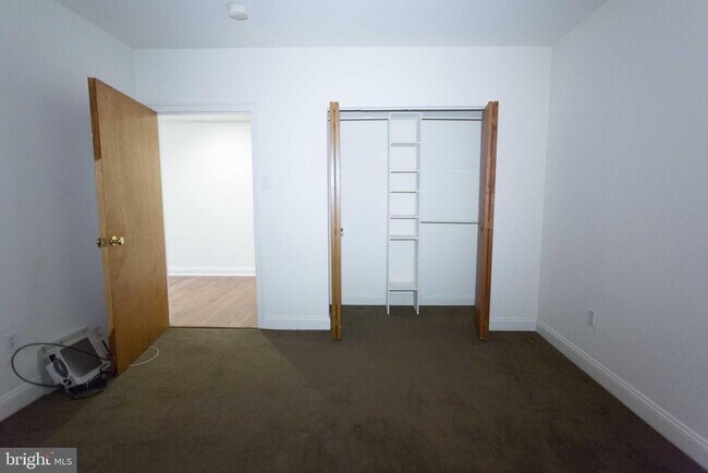 Building Photo - 1411 Walnut St