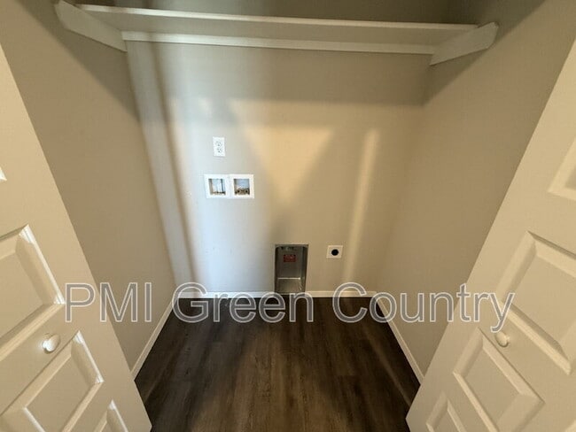 Building Photo - 29333 E 80th St S