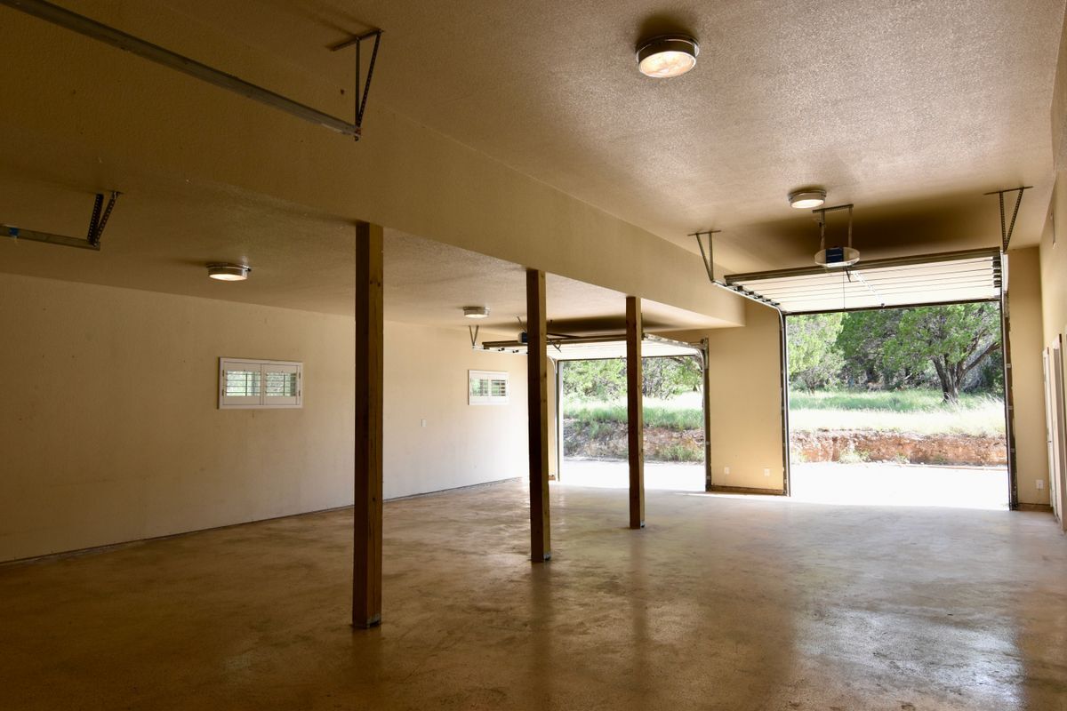 Building Photo - 112 Ridge Harbor Dr