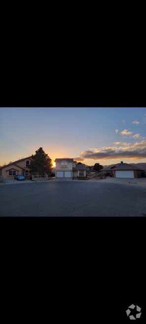 Building Photo - 6008 Tee Ct