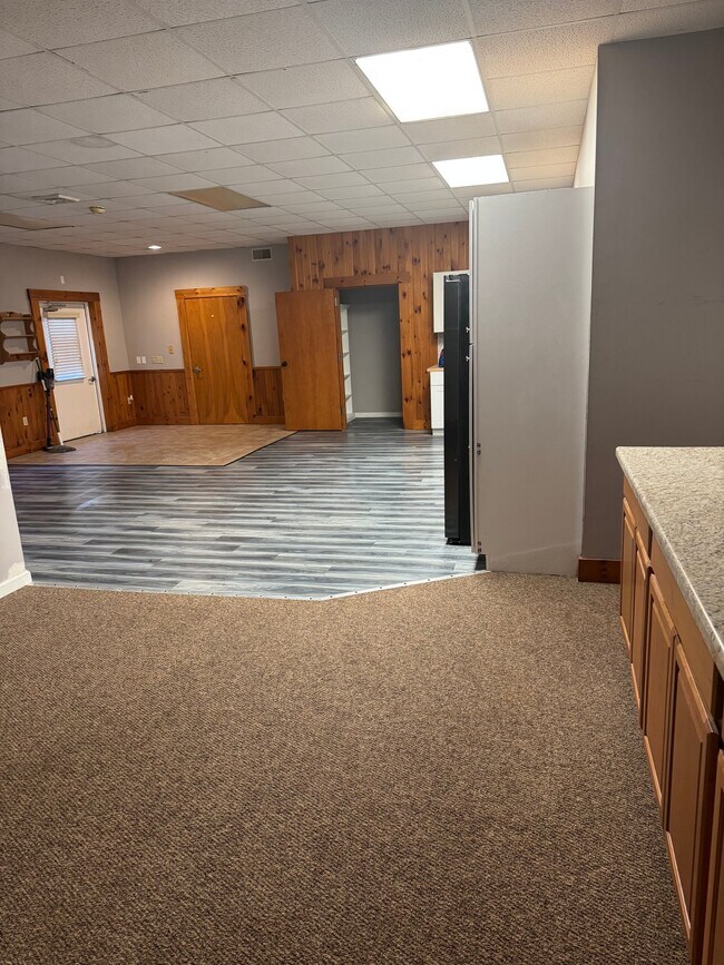Building Photo - 150 Lighthouse Ln