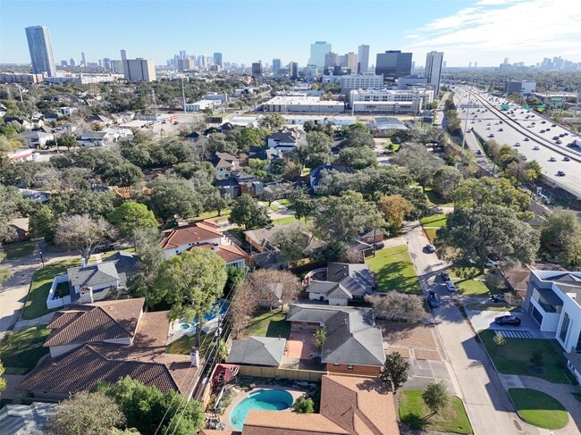 Building Photo - 4614 Merwin St