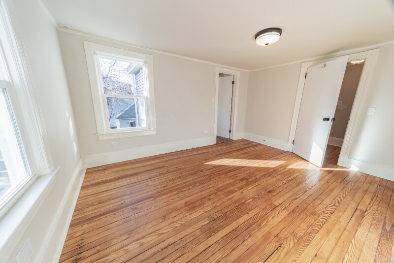 Building Photo - 56 Greenwood Ave