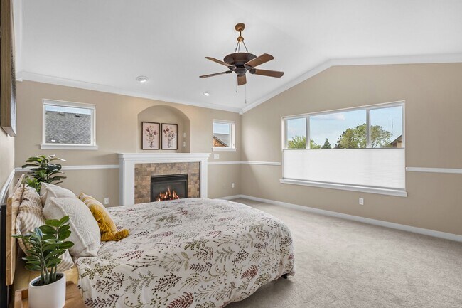 Building Photo - First Time Rental Property With Gorgeous F...