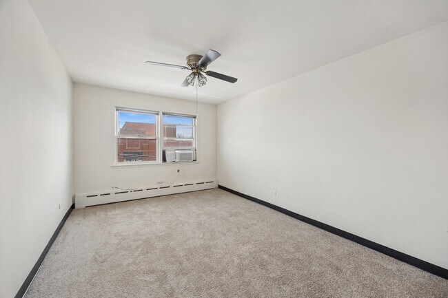 Building Photo - 1211 Homestead Rd