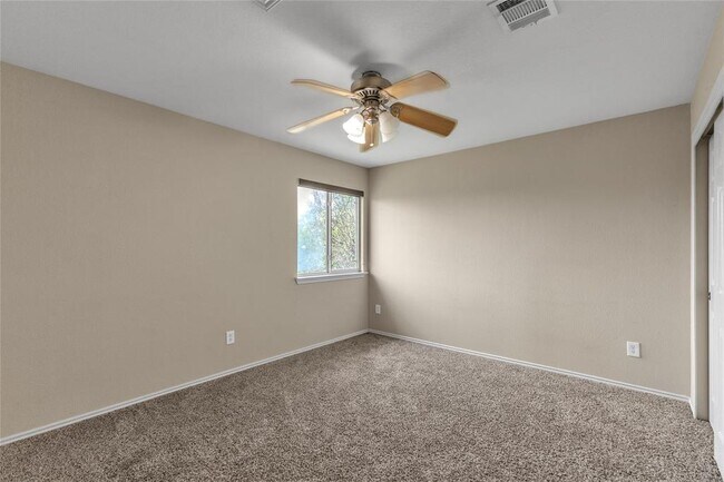 Building Photo - 3730 Castle Rock Dr