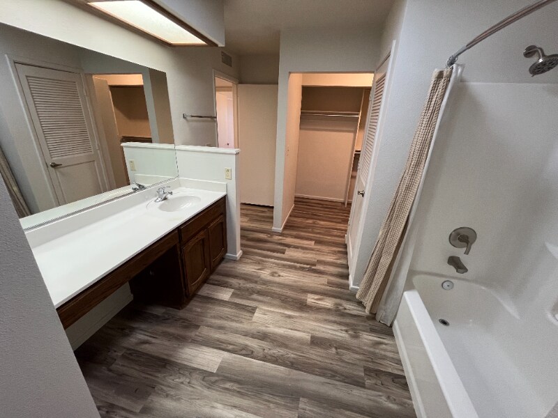 Building Photo - 735 Leisure World