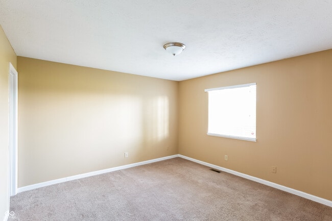 Building Photo - 5934 Parterra Dr